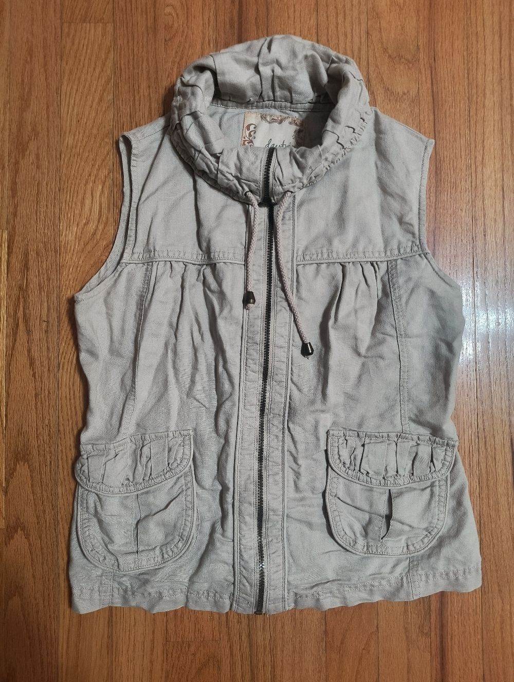 3/$10⭐ Daytrip Thin Zip Vest, Women's Medium, Khaki Tan